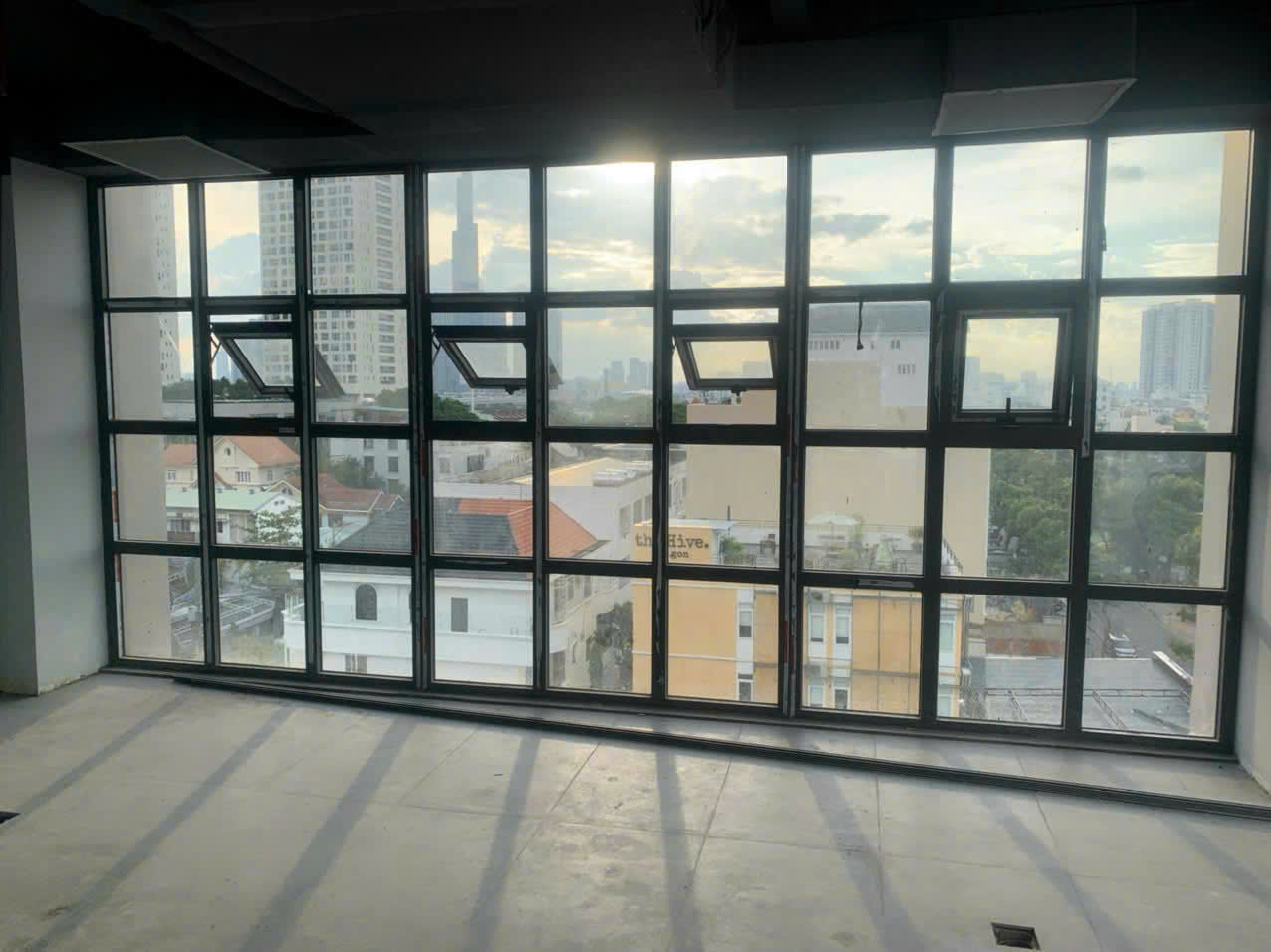 Có nên sử dụng cửa nhôm Xingfa thay thế cửa gỗ truyền thống hay không?