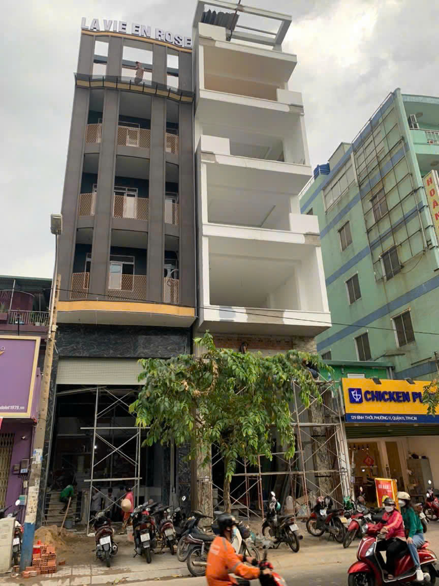 thi công nhôm kính nhà phố
