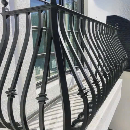 Mẫu lan can sắt hiện đại